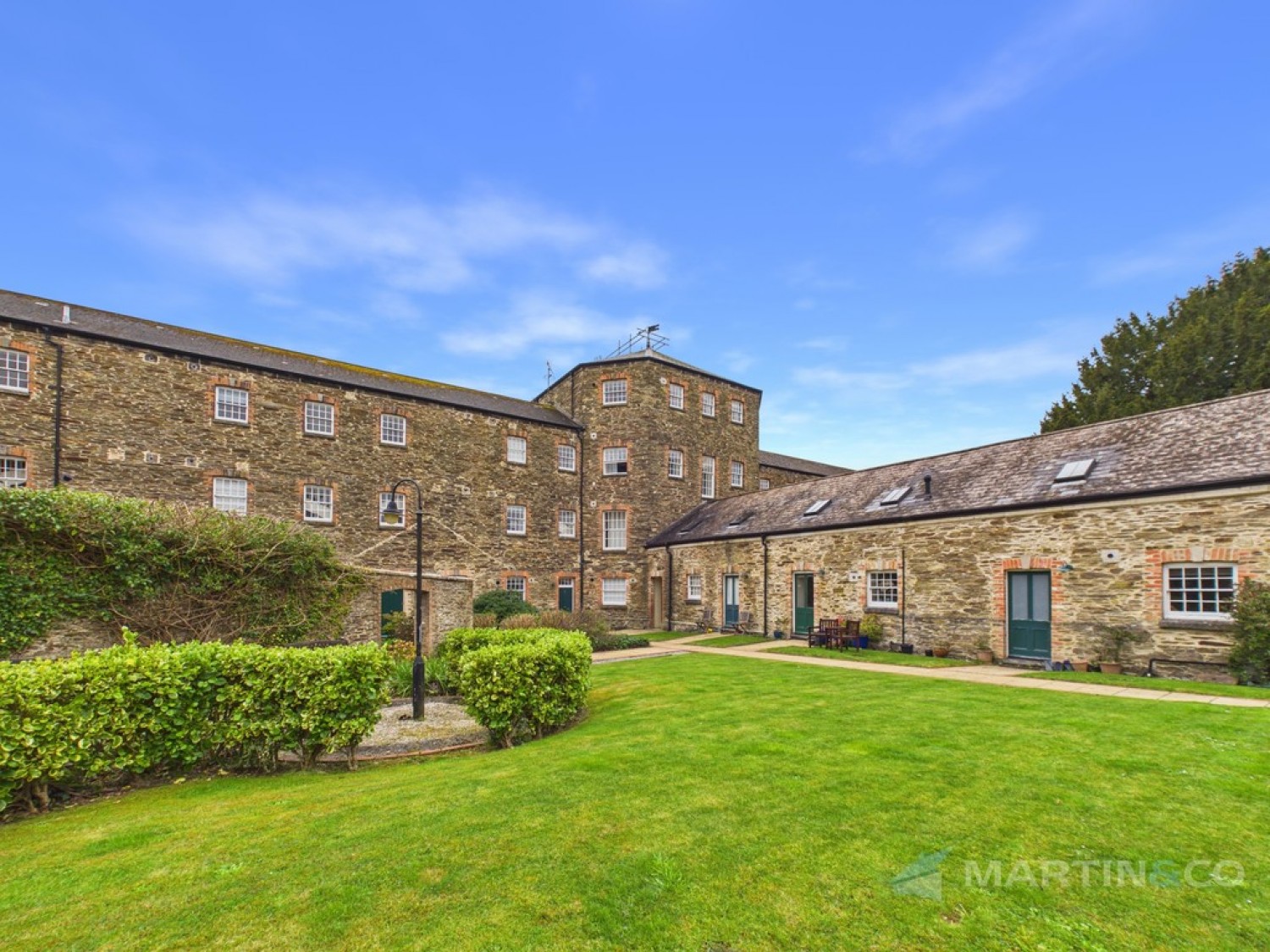 3 bedroom Flat for Sale Truro, Cornwall