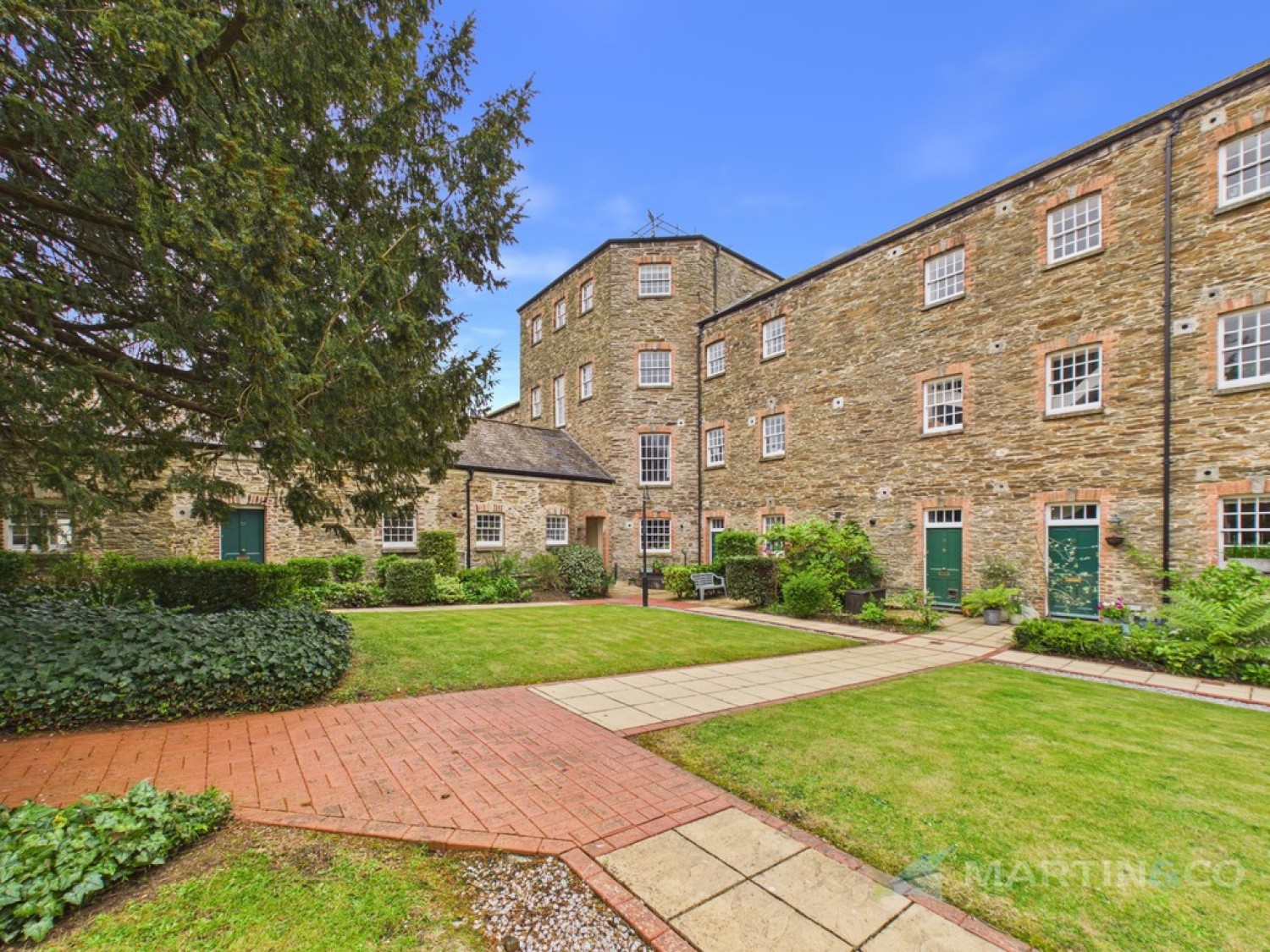 3 bedroom Flat for Sale Truro, Cornwall