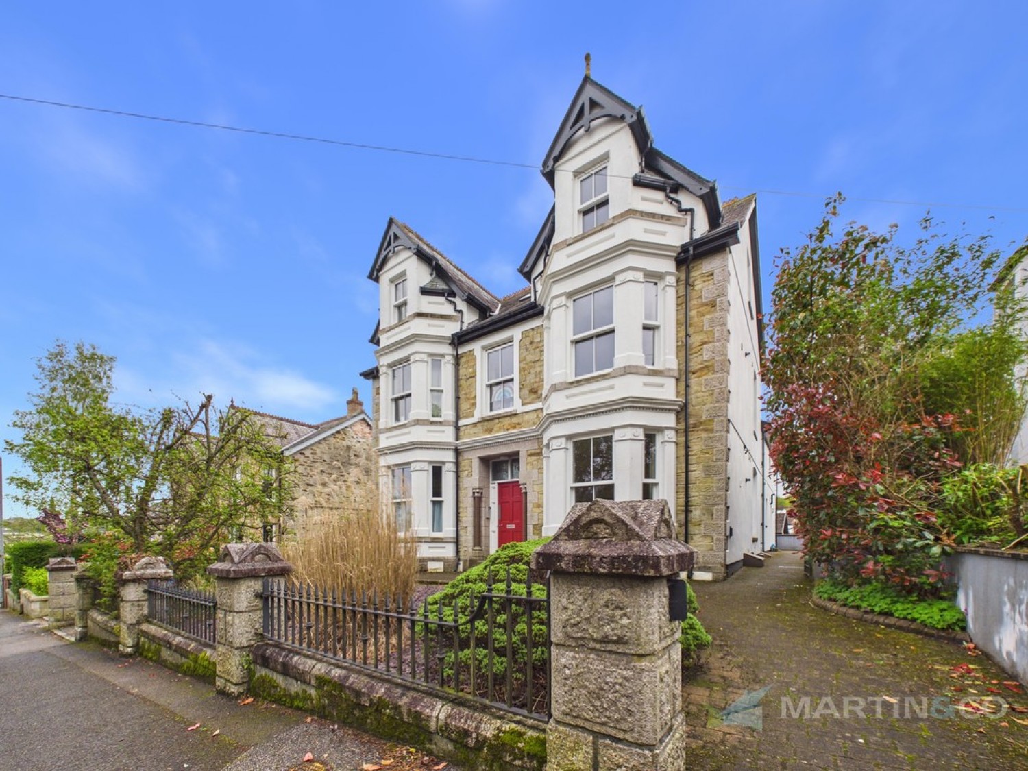 1 bedroom Flat for Sale Truro