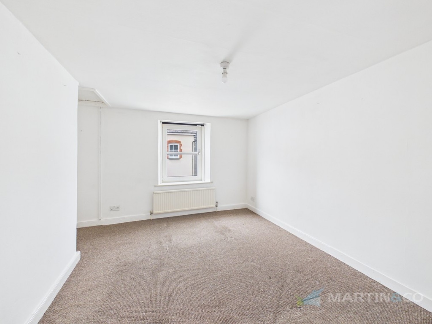 2 bedroom House for Sale Truro