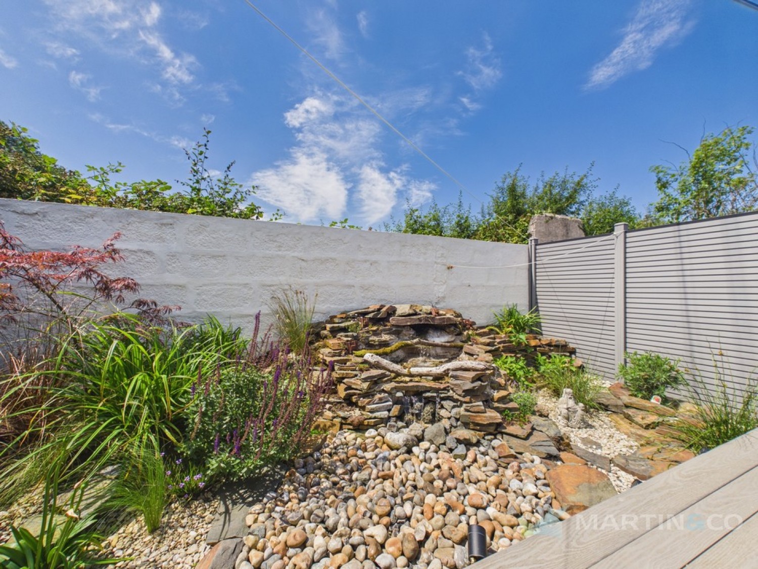 3 bedroom House for Sale Carn Brea Village