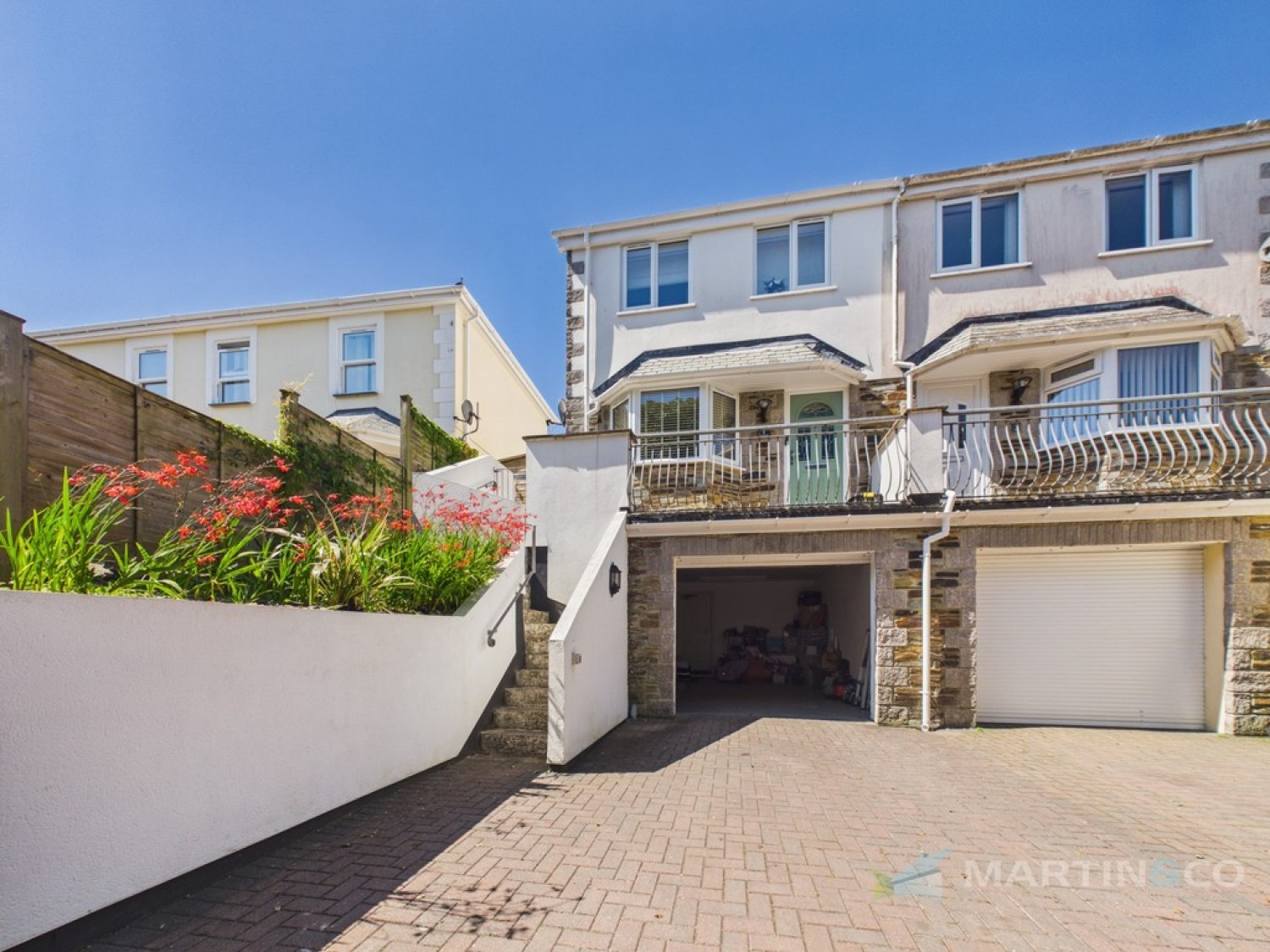 3 bedroom House for Sale Carn Brea Village