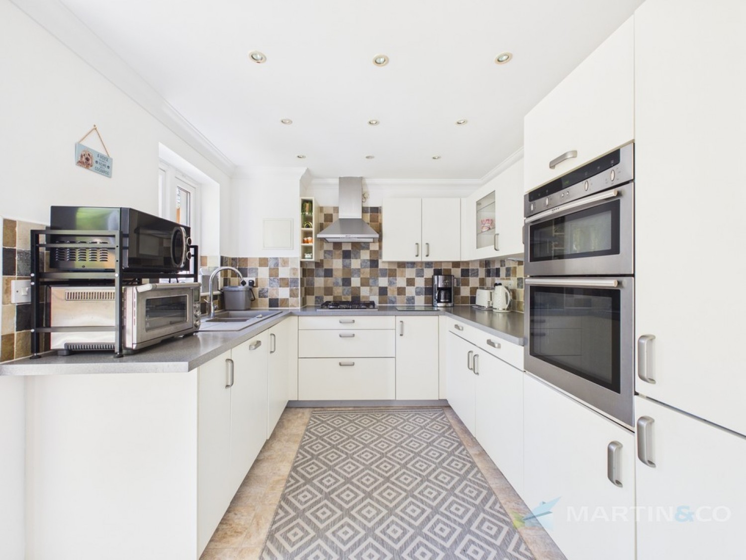 4 bedroom House for Sale Belvedere, Truro
