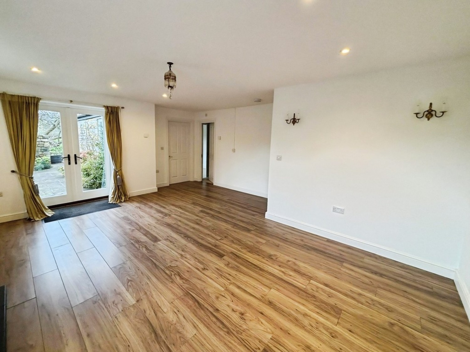 1 bedroom Bungalow in Rimpton, Yeovil