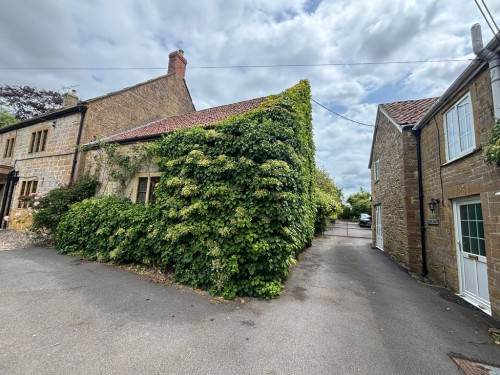 Coat, Martock