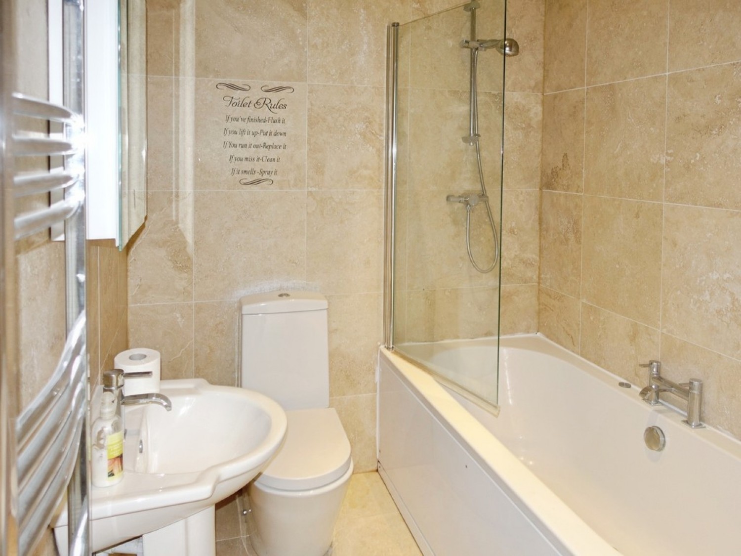 2 bedroom Flat for Letting St James St, South Petherton