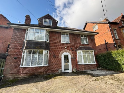 Grove Avenue, Yeovil
