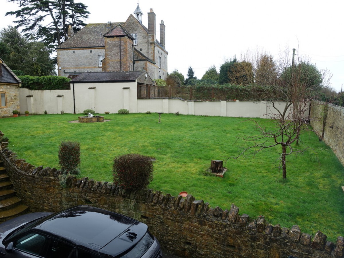 Thorne, Yeovil