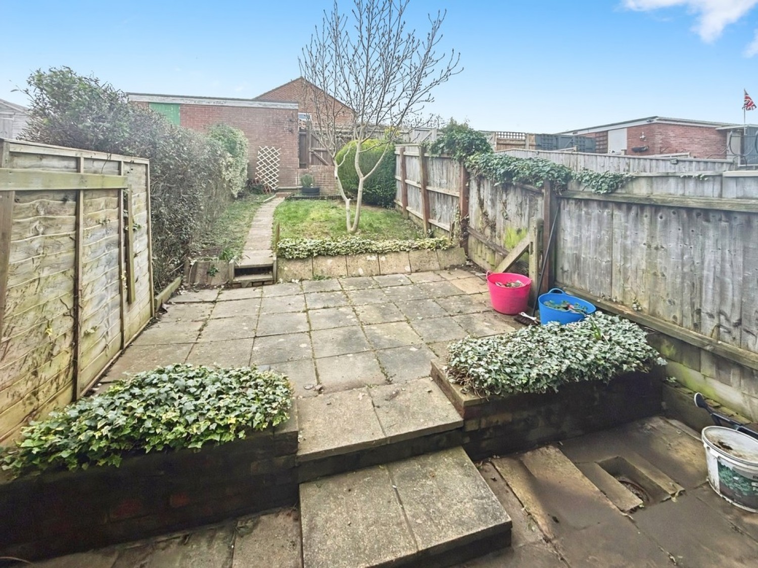 2 bedroom House in Runneymede Road, Yeovil