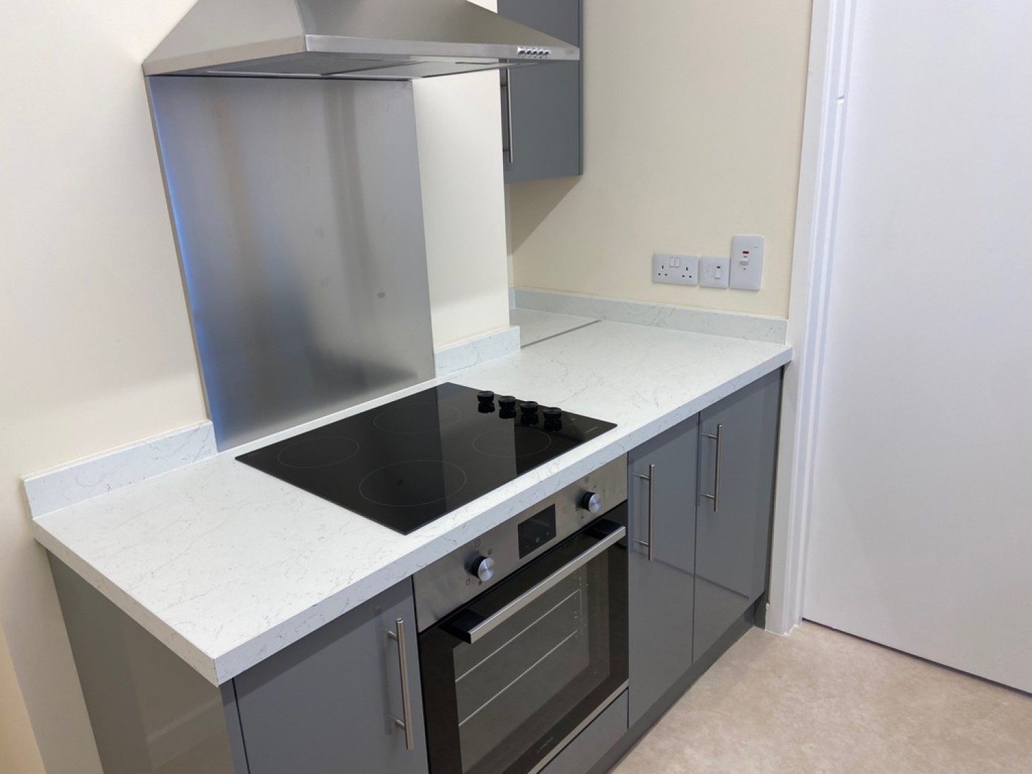 2 bedroom Flat for Letting Beer Street, Yeovil