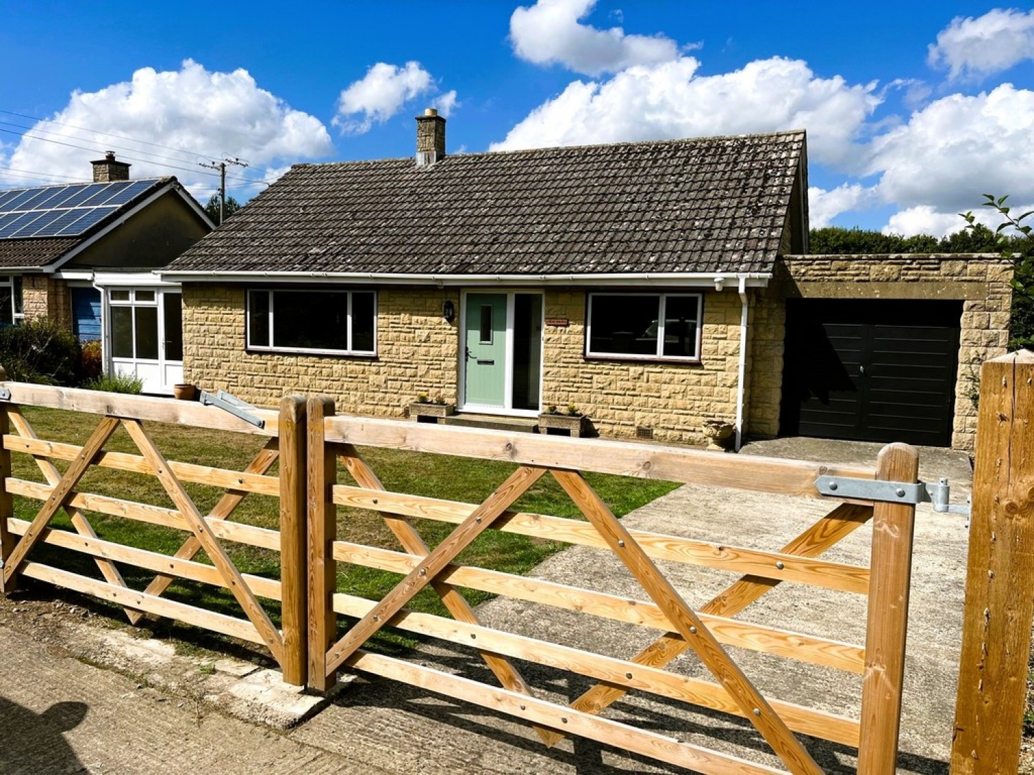 3 bedroom Bungalow for Letting Watergore, South Petherton