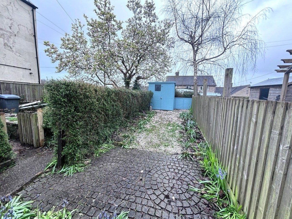 Middle Path, Crewkerne