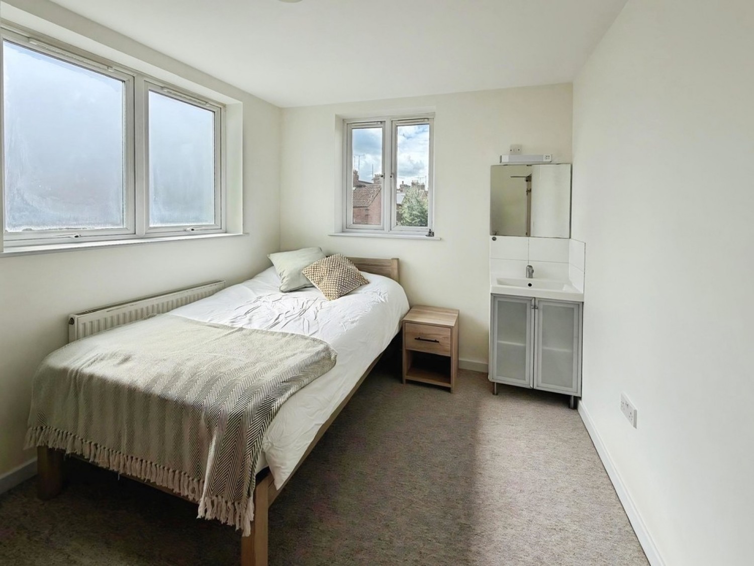 1 bedroom House of Multiple Occupation for Letting West Hendford, Yeovil