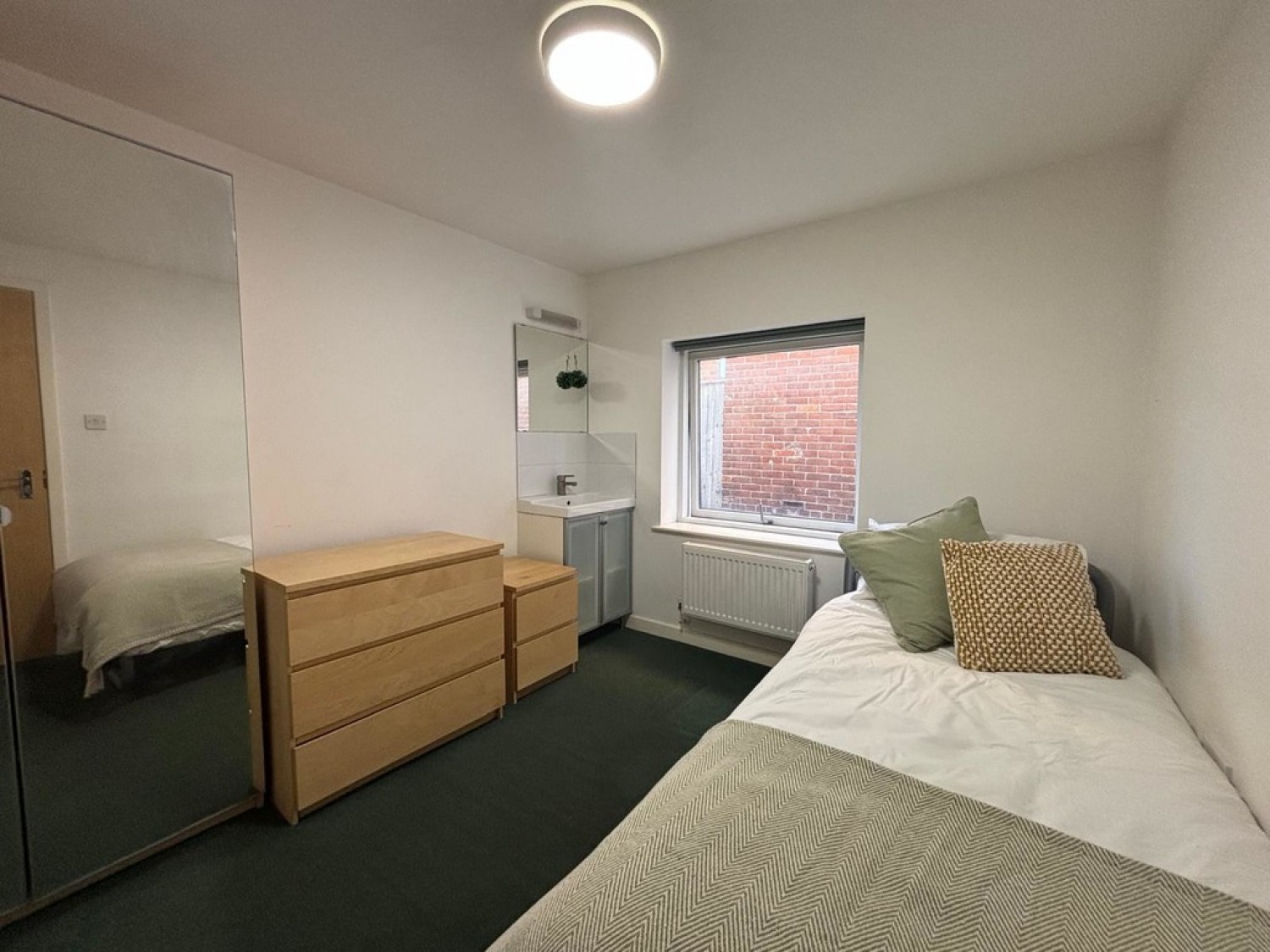 1 bedroom House of Multiple Occupation in West Hendford, Yeovil