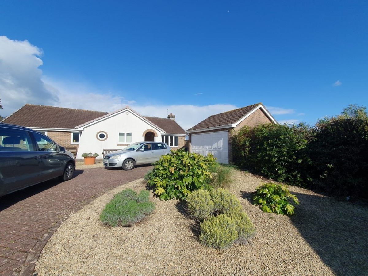 Gainsborough Drive, Sherborne