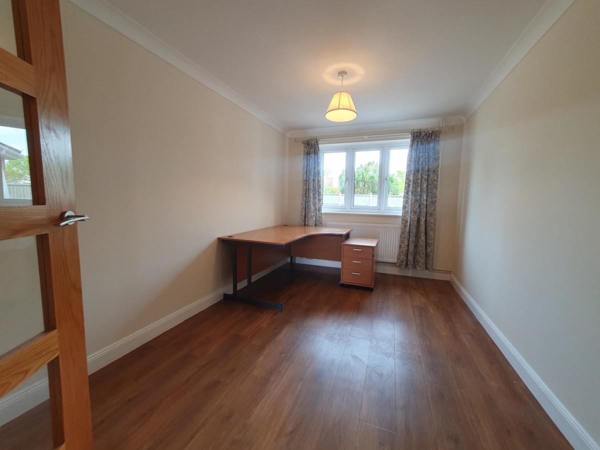 Gainsborough Drive, Sherborne