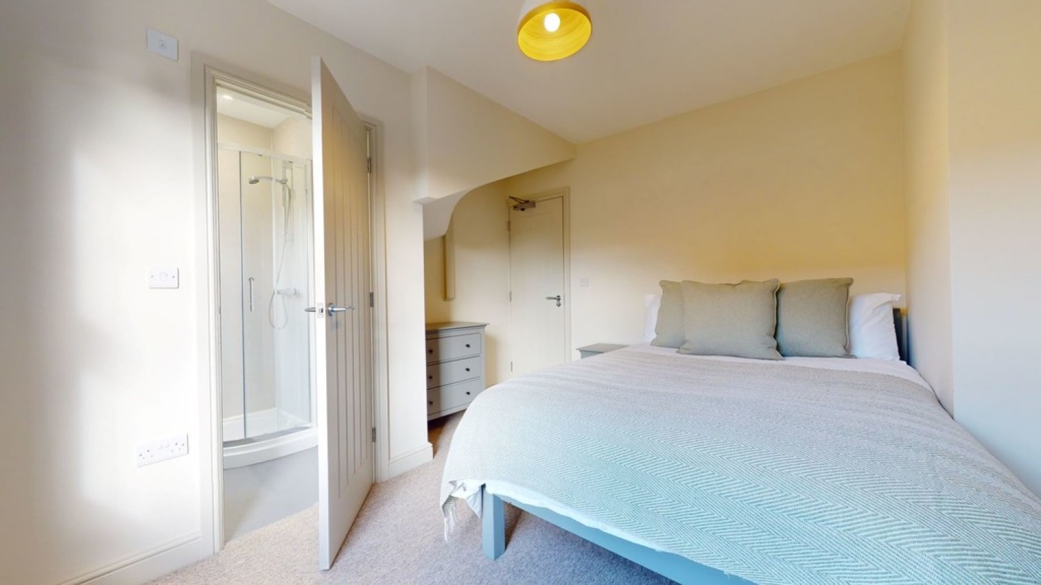 1 bedroom House of Multiple Occupation in Manor Road, Yeovil