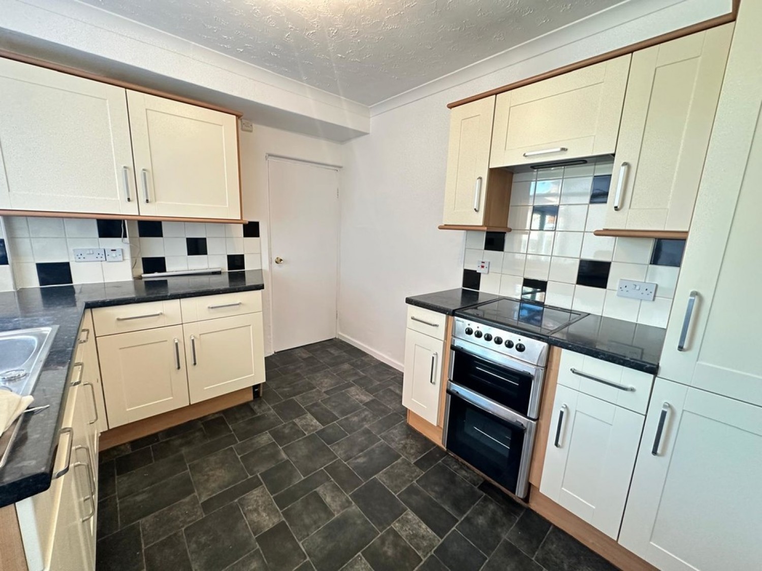 3 bedroom House for Letting Seaton Road, Yeovil