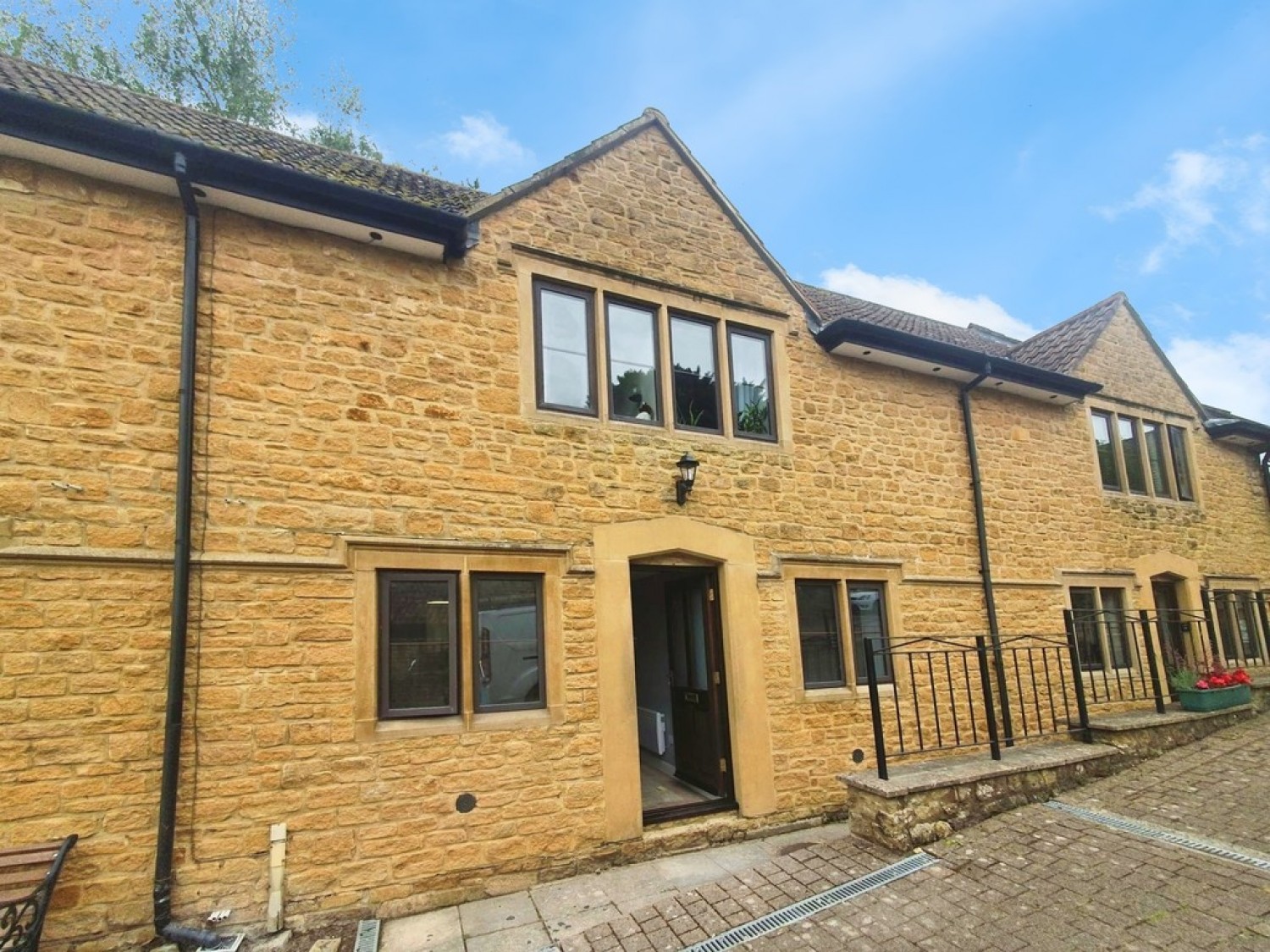 Harding's Court, South Petherton