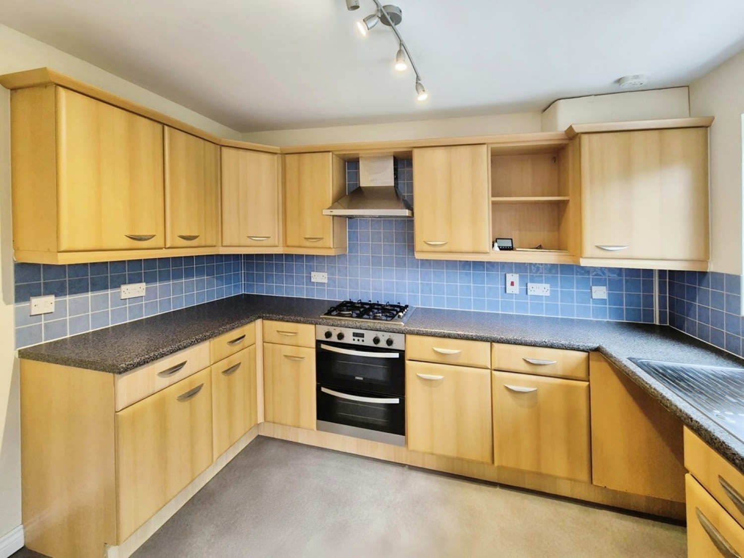 3 bedroom House in Tithe Court, Yeovil