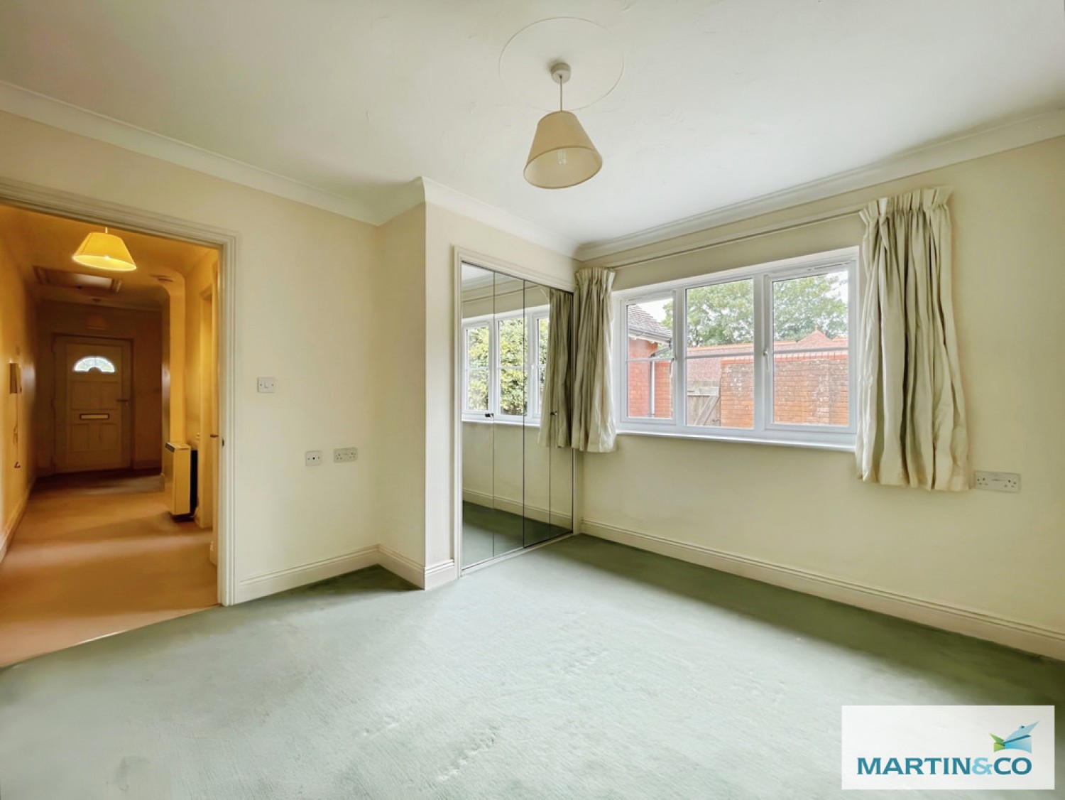 11 Coverdale Court, Preston Road