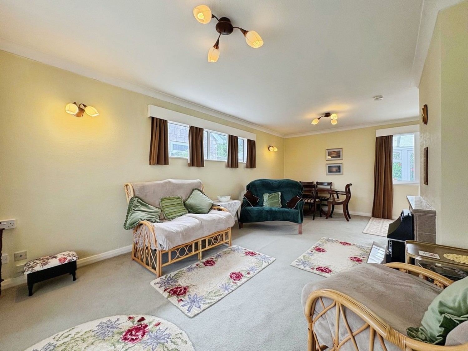 3 bedroom Bungalow for Sale Stone Lane, Yeovil