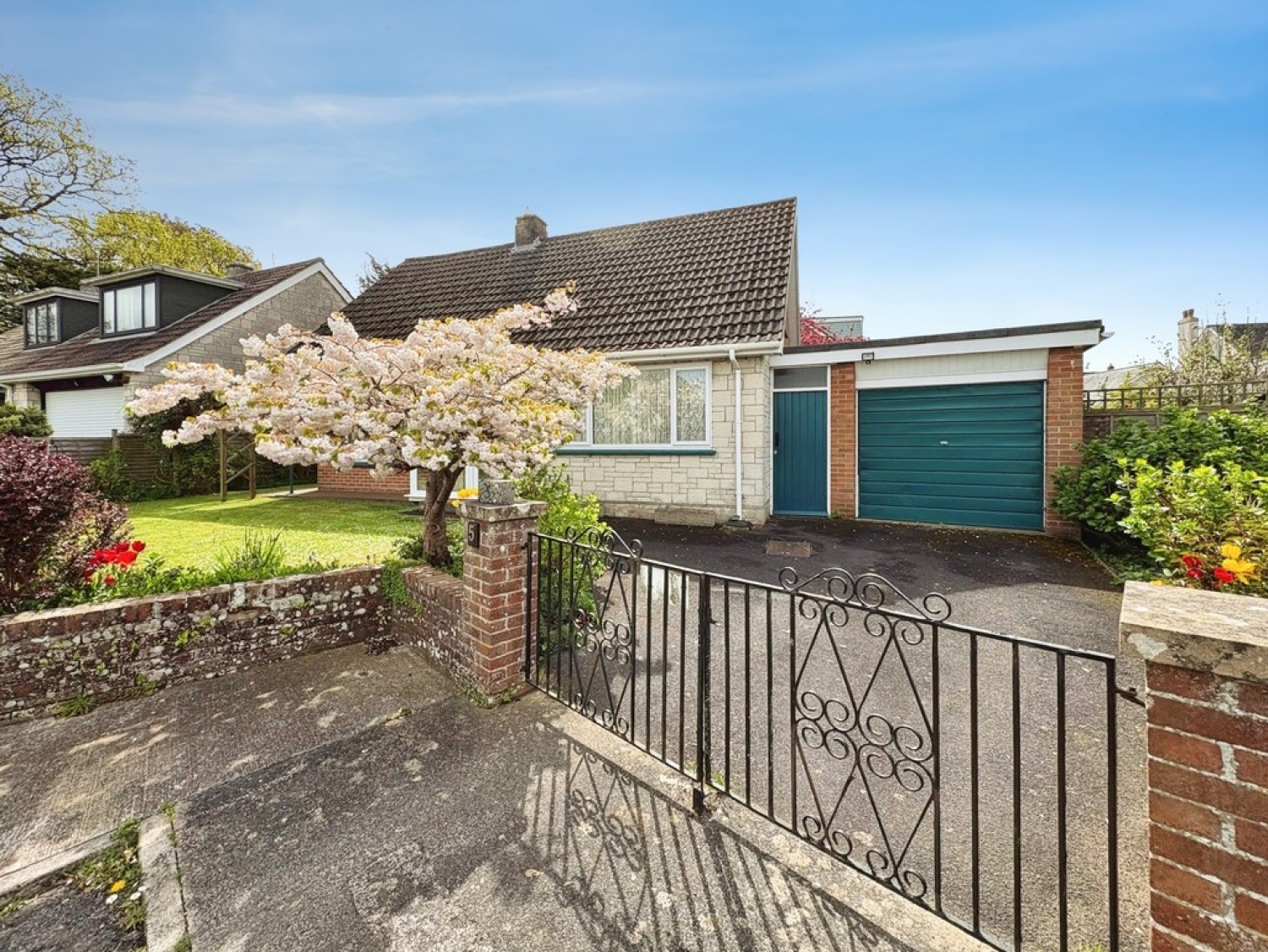 3 bedroom Bungalow for Sale Stone Lane, Yeovil