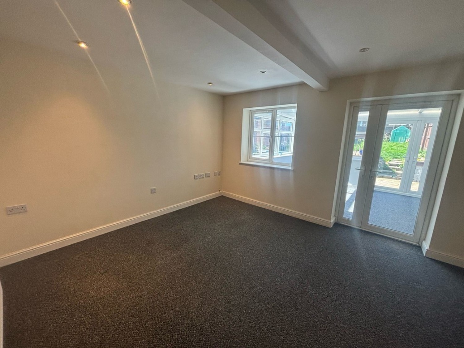 3 bedroom House for Letting Westcombe