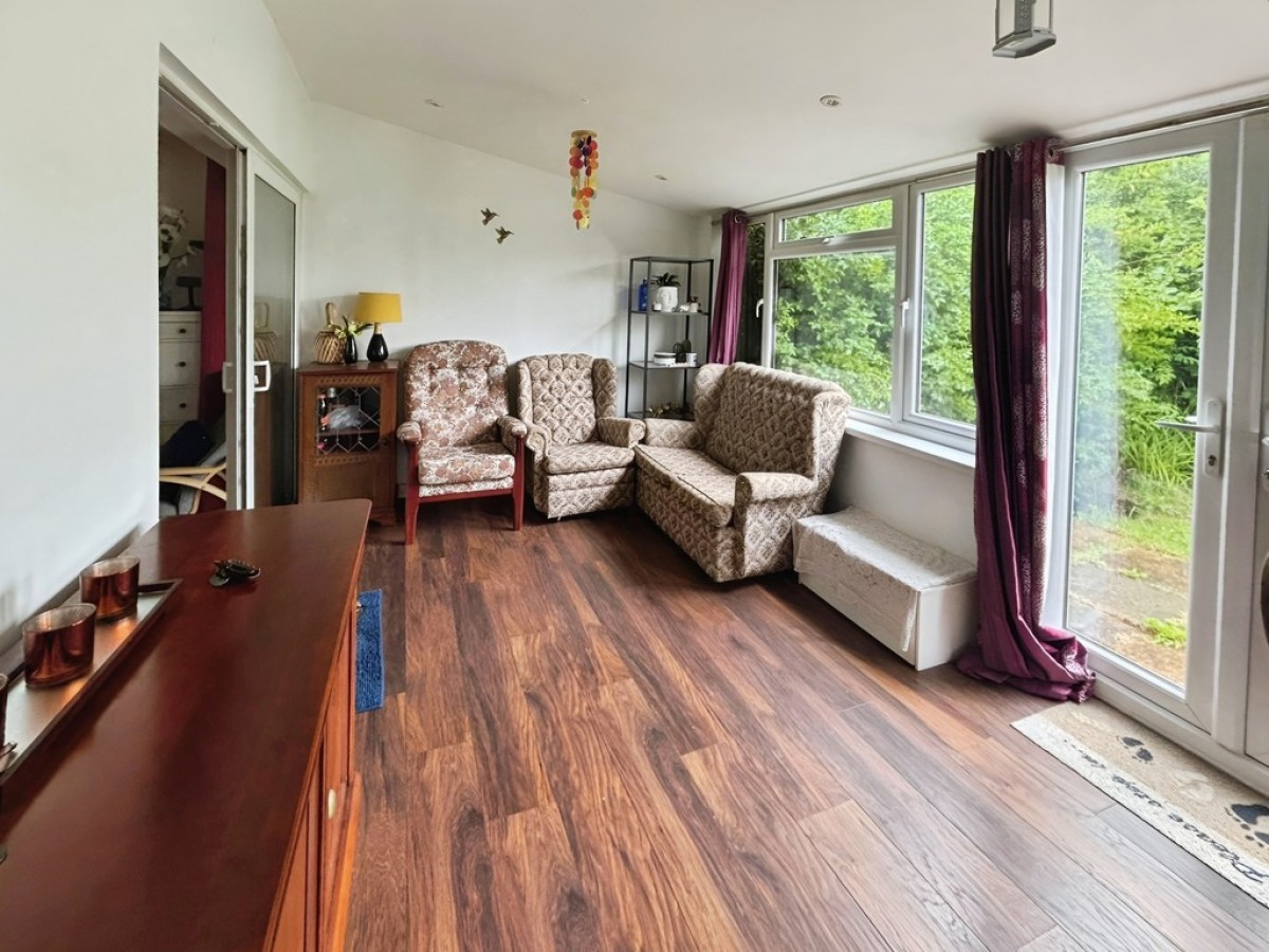 Glenthorne Avenue