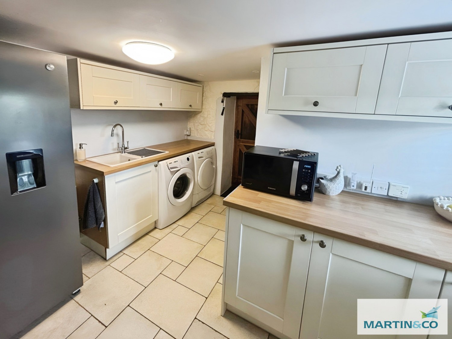 6 bedroom House for Letting Haselbury Plucknett