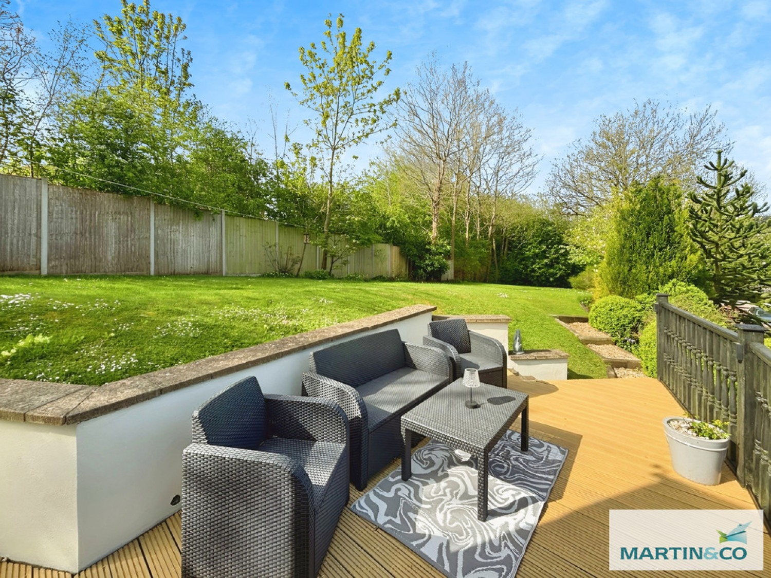 6 bedroom House for Letting Haselbury Plucknett