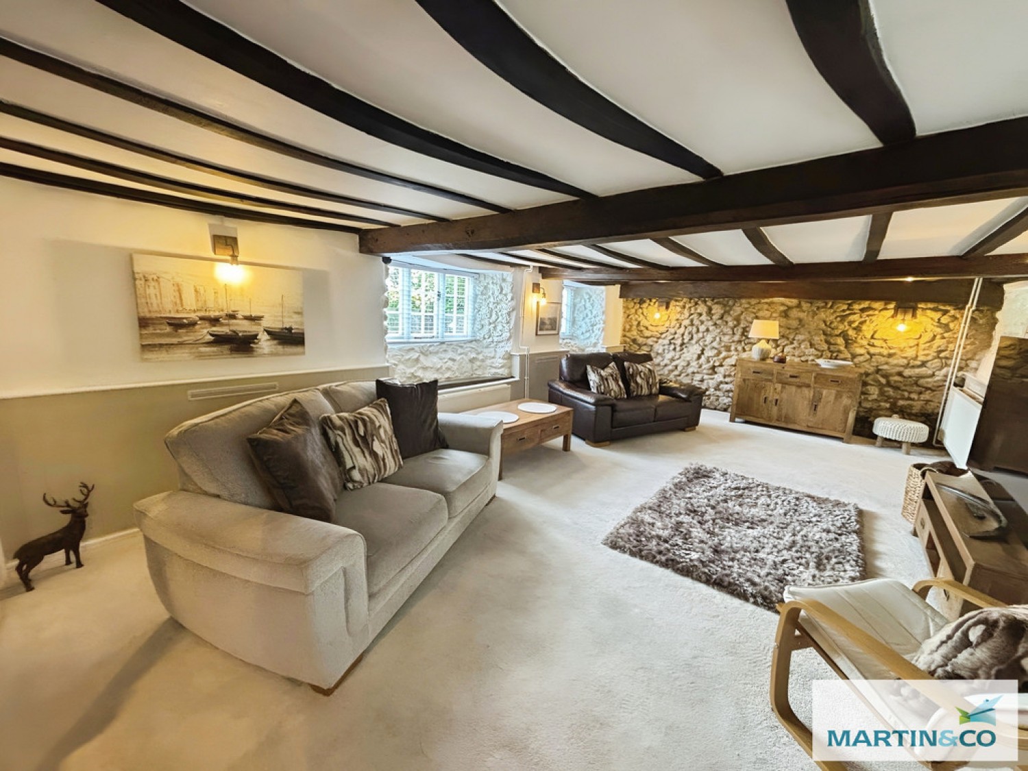 6 bedroom House for Letting Haselbury Plucknett