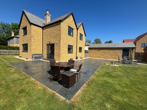 East Chinnock, Yeovil