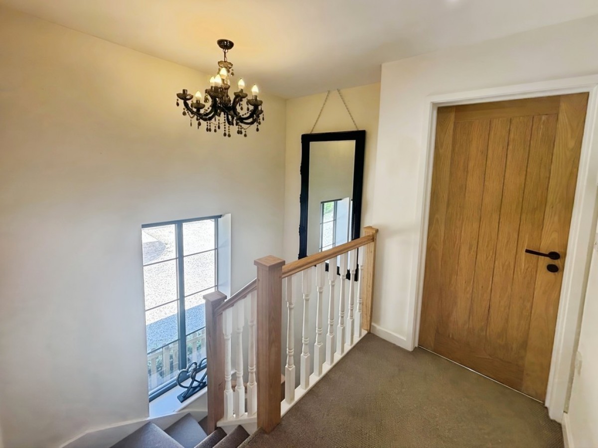 East Chinnock, Yeovil