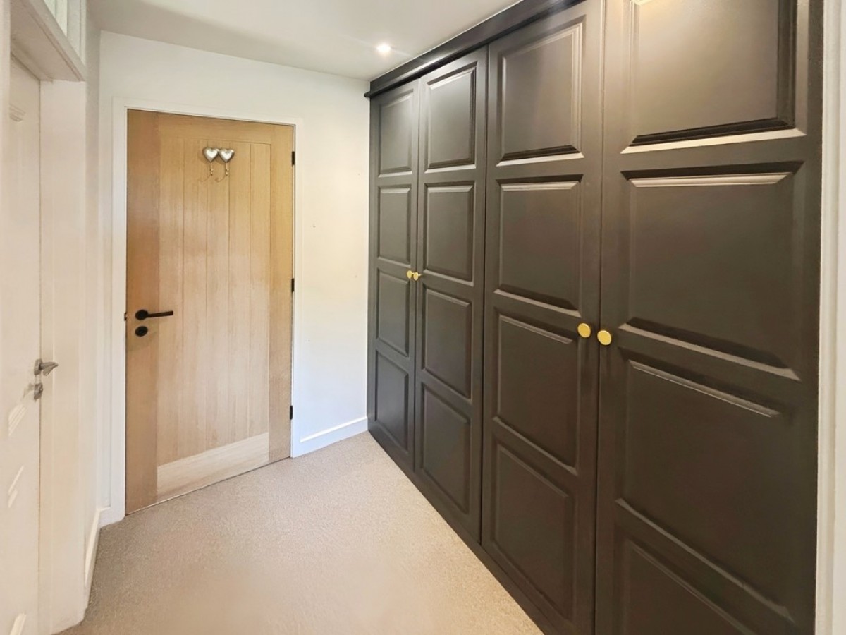 East Chinnock, Yeovil