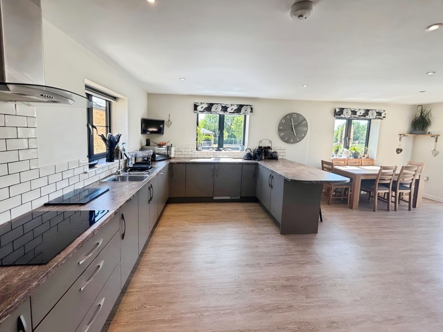 East Chinnock, Yeovil