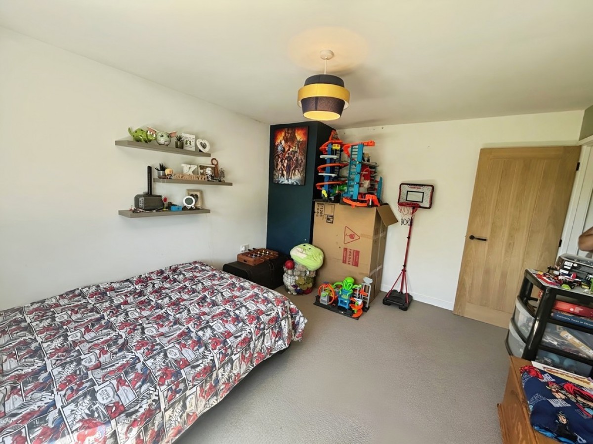 East Chinnock, Yeovil