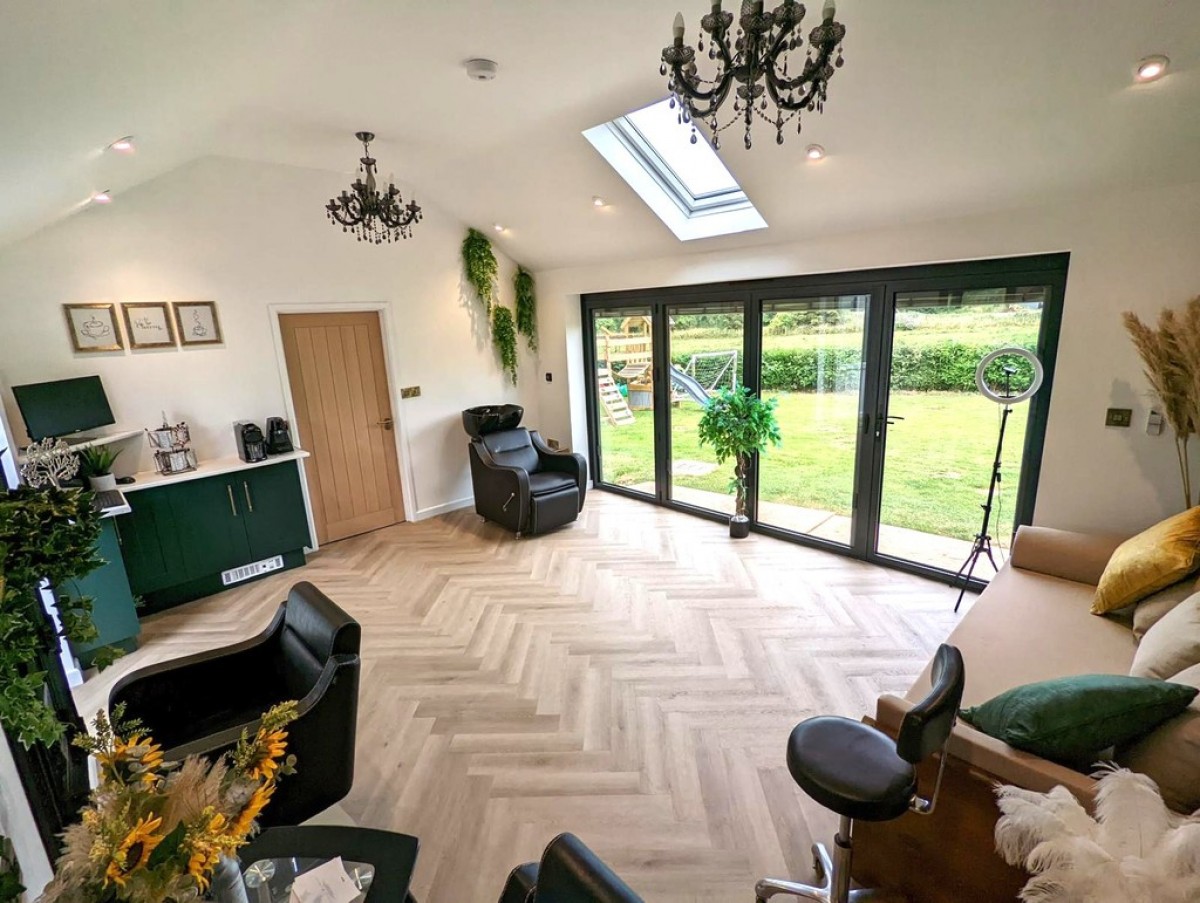 East Chinnock, Yeovil