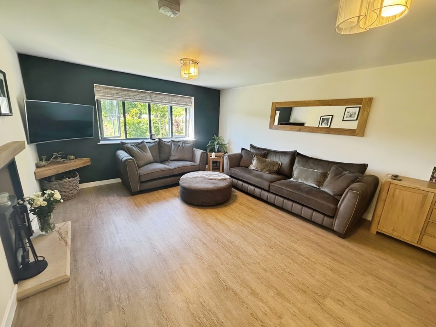 East Chinnock, Yeovil