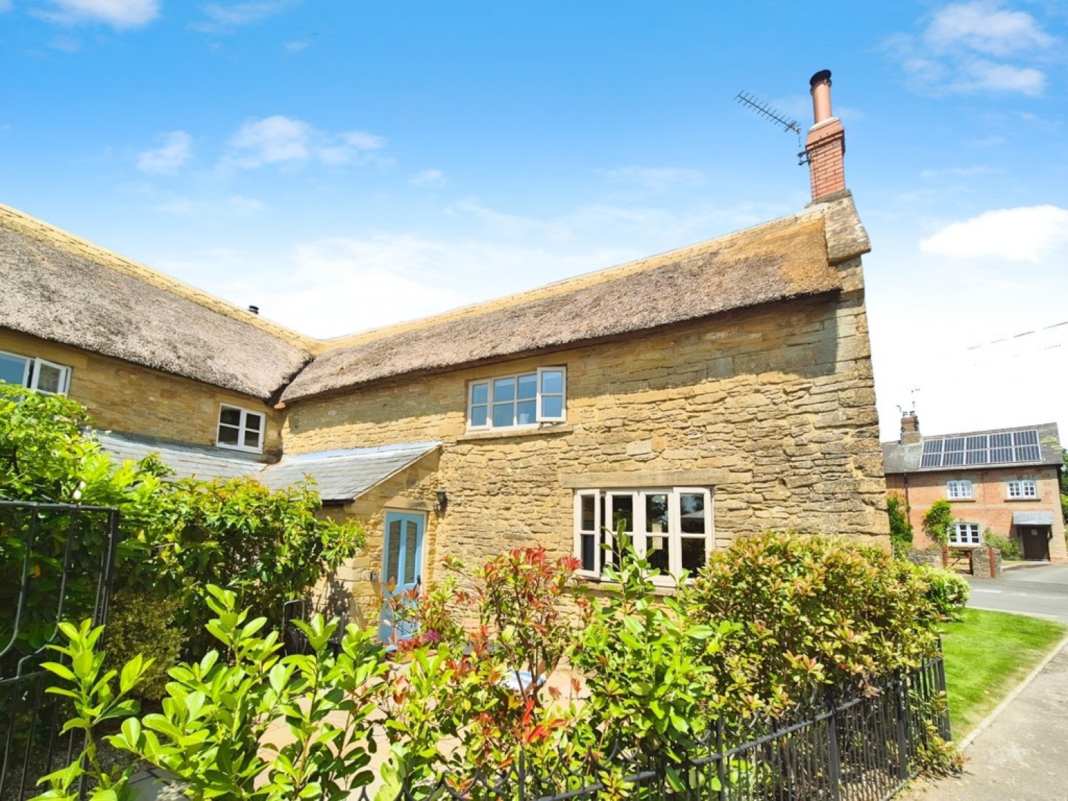 3 bedroom House in The Pinnacles, Weston Street