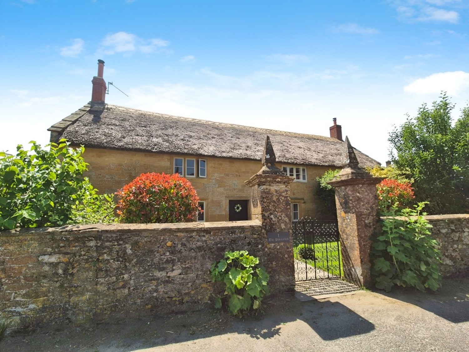 3 bedroom House in The Pinnacles, Weston Street