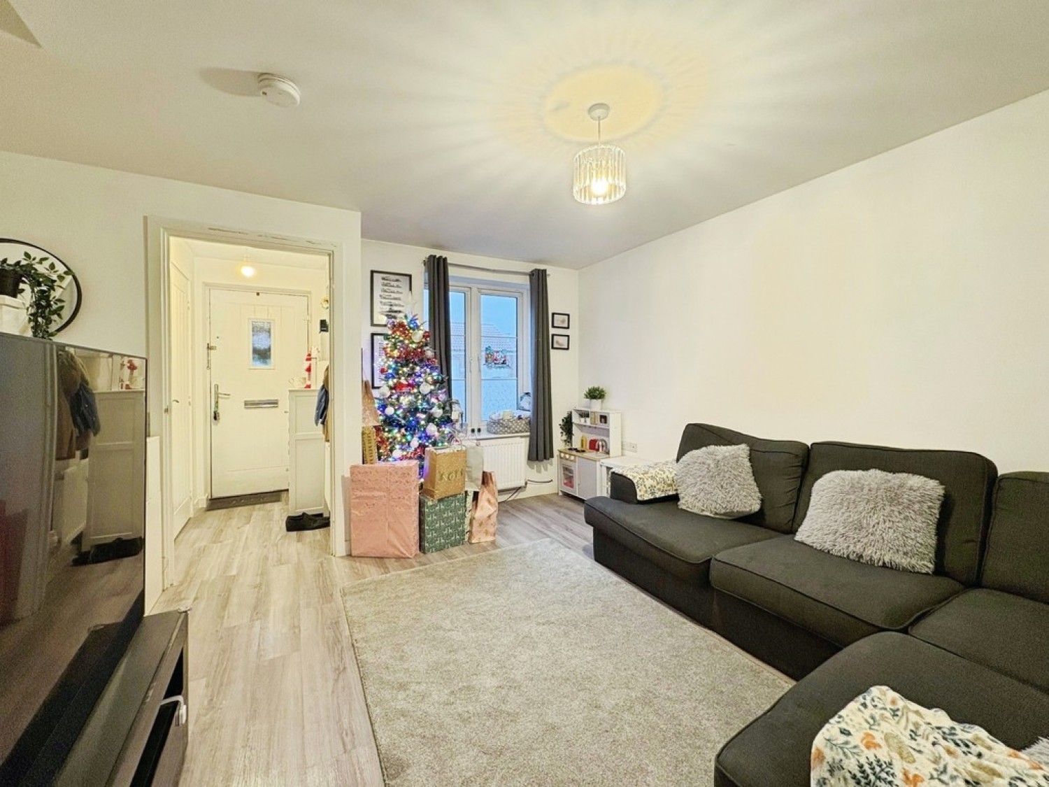 2 bedroom House in Kingfisher Drive, Yeovil