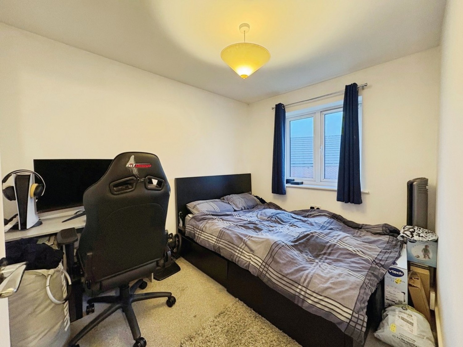 2 bedroom House in Kingfisher Drive, Yeovil