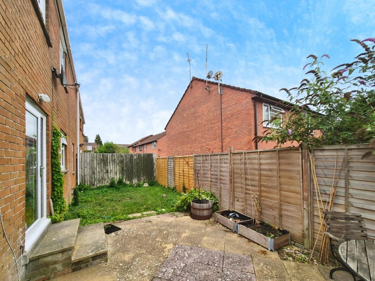 Clifton Close, Yeovil