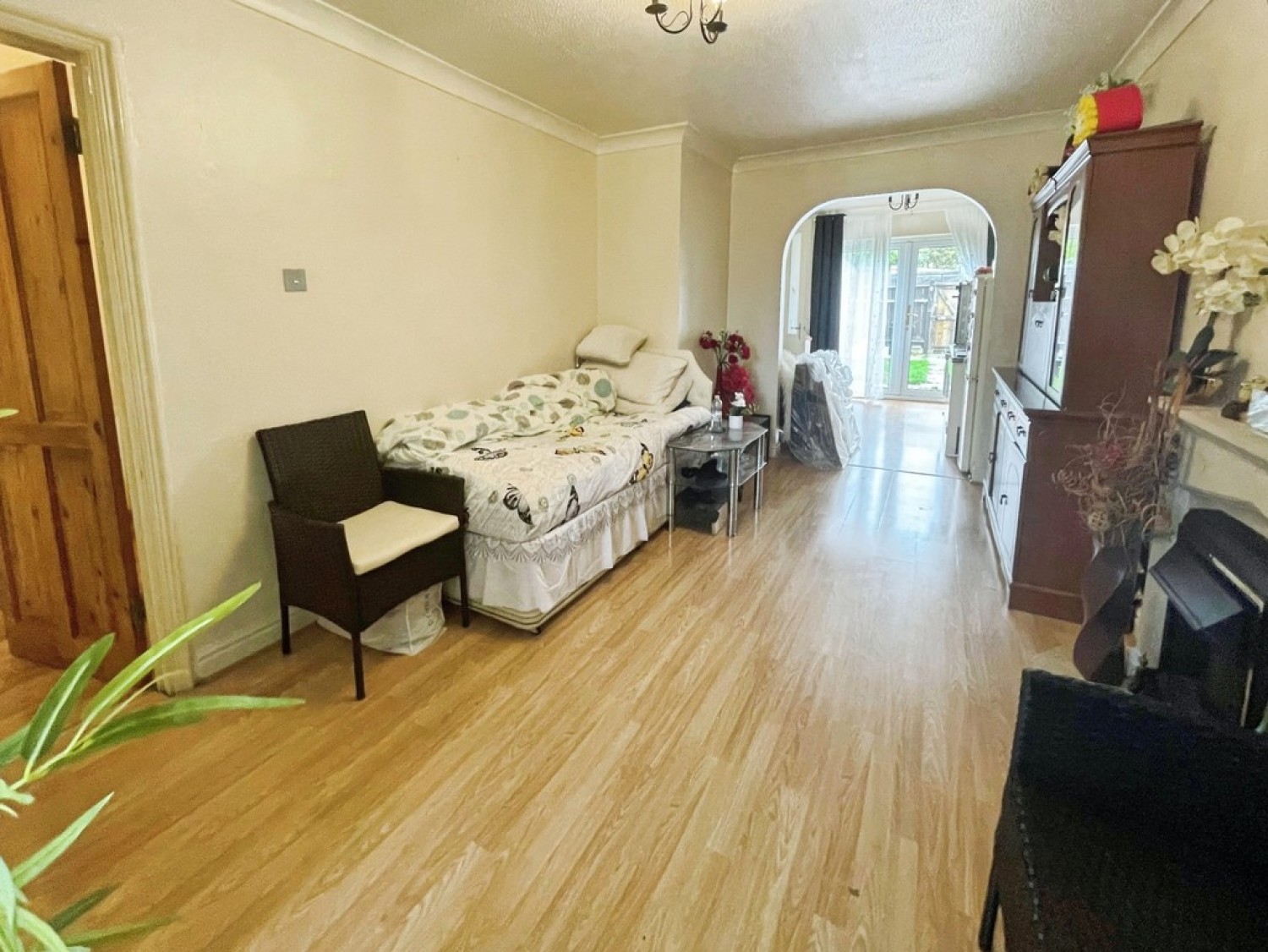 Larkspur Crescent, Yeovil
