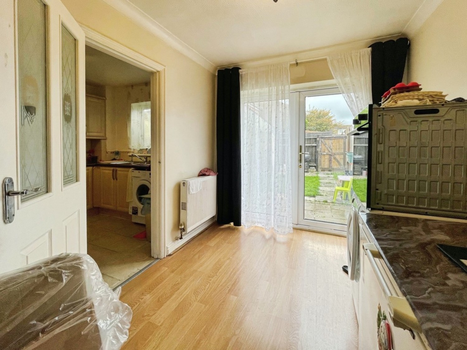 Larkspur Crescent, Yeovil