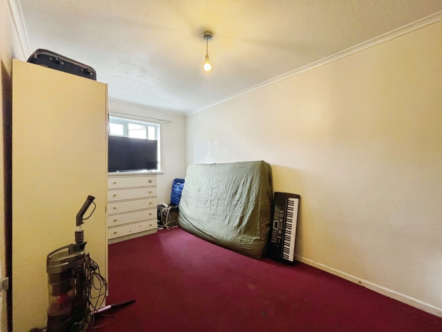 Larkspur Crescent, Yeovil