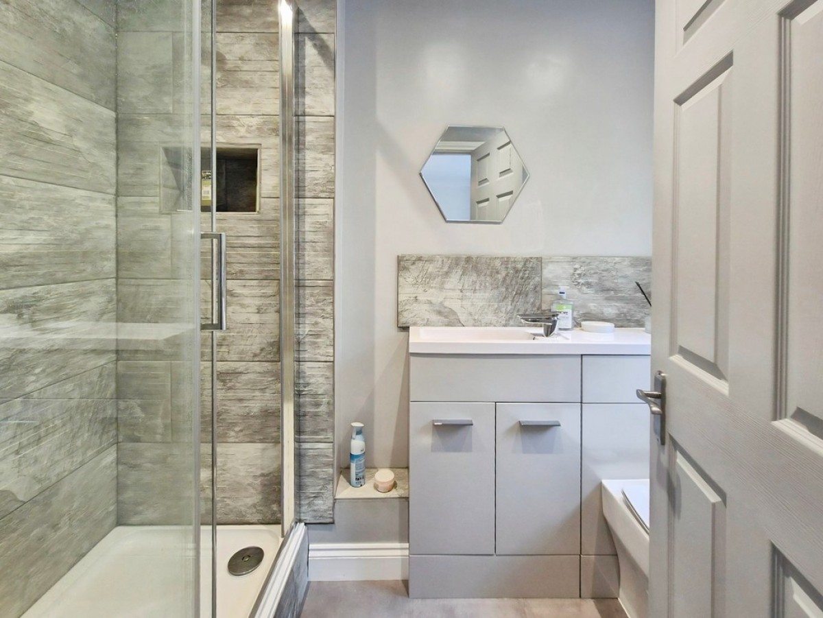 Fox Meadows, Crewkerne