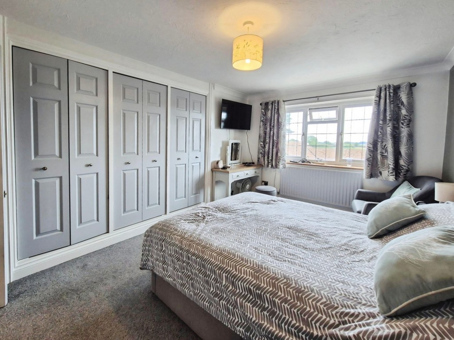 4 bedroom House for Sale Fox Meadows, Crewkerne