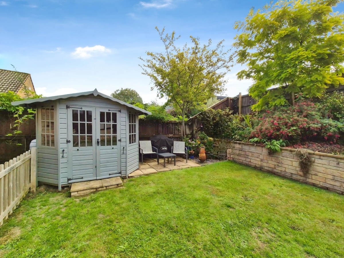 Fox Meadows, Crewkerne